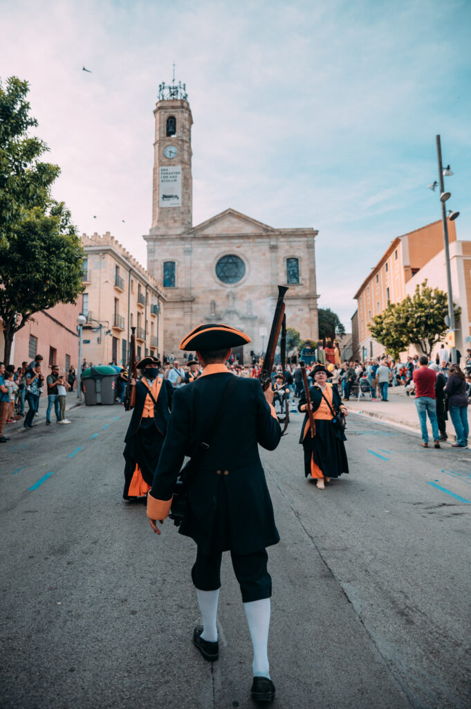 Des de Santa Maria, inici de la Passada de Sant Anastasi a Festes de Maig de Badalona a 11 de maig de 2023 (Foto de Daniel García)